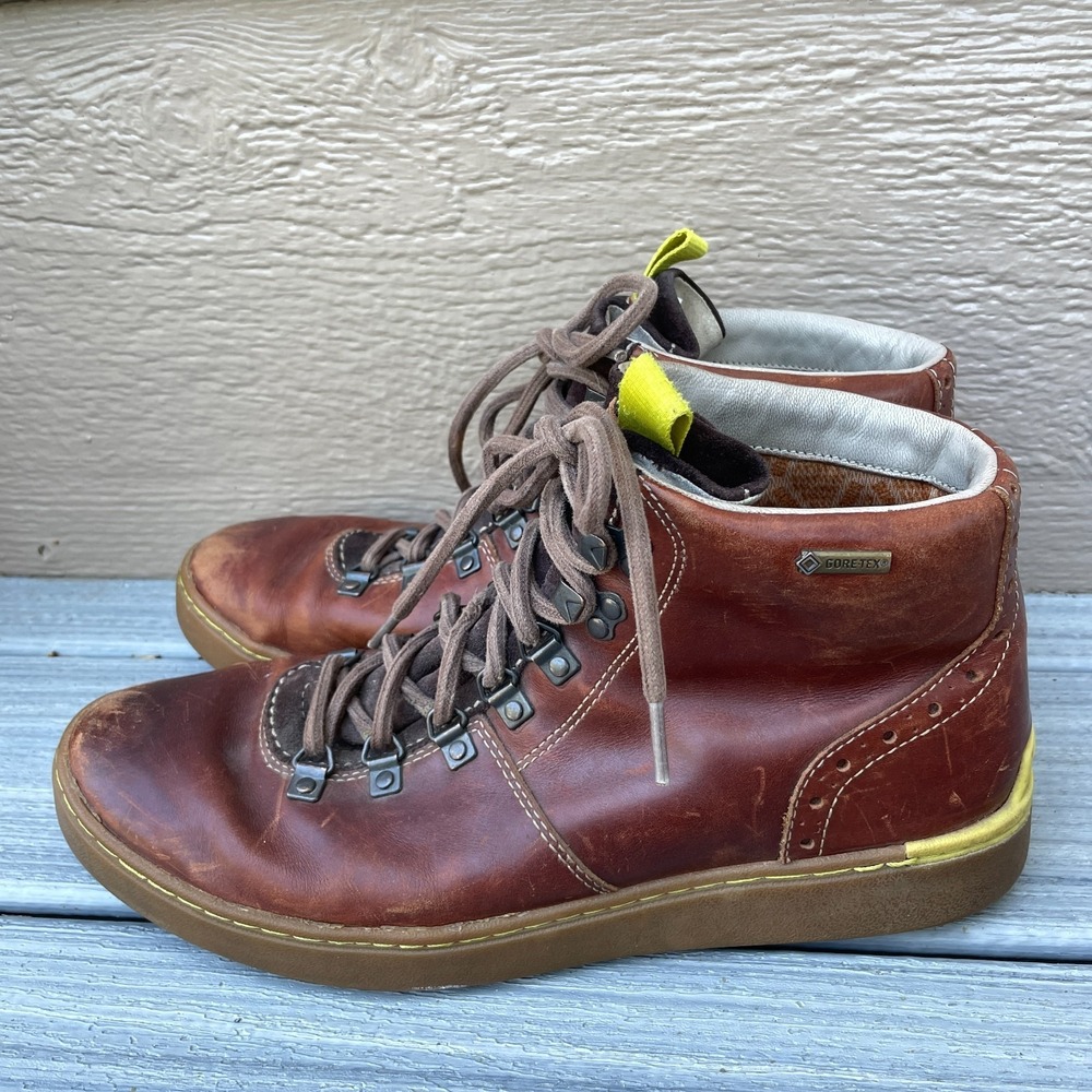 Clarks Men's Size 12M Brown Leather GORE-TEX  Ankle Boots Lace-Up Round Toe